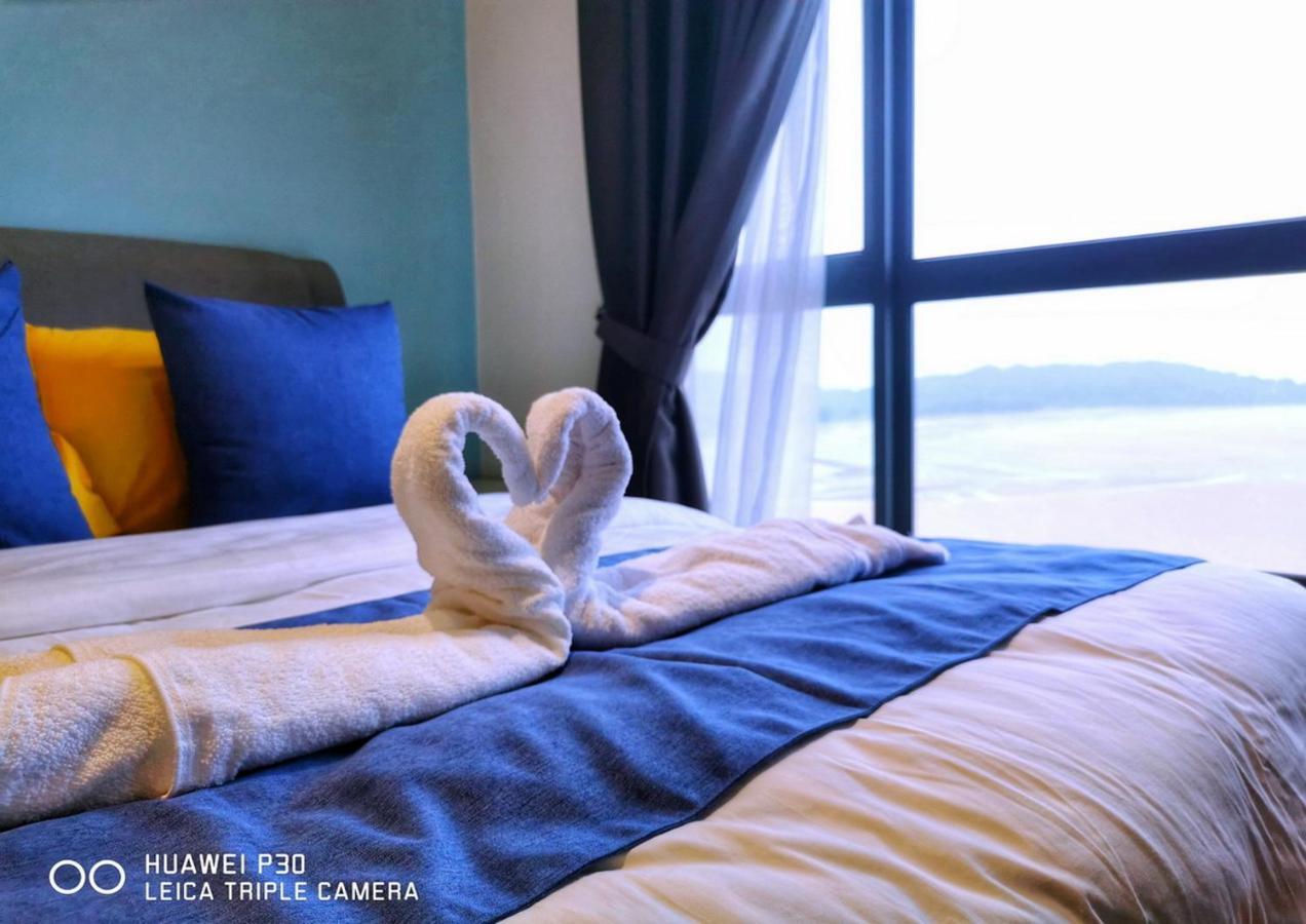 Comfy Imperium Seaview Apartment